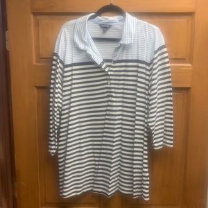 Lands’ End collared shirt-Women’s
